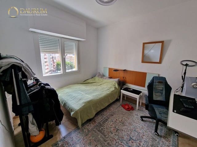 3 chambre Appartement à vendre à Alicante ville - 145 000 € (Ref: 9781285)