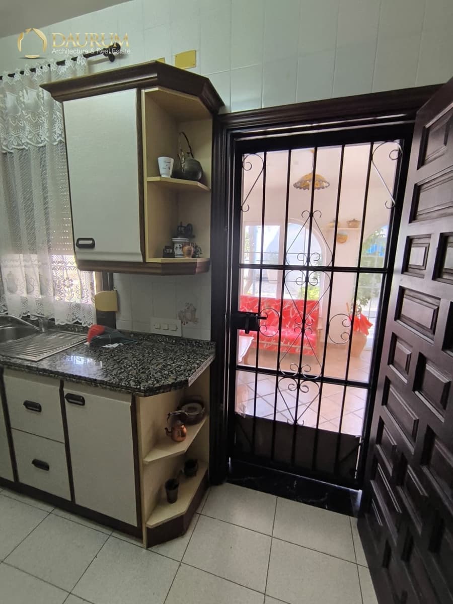 4 soveværelse Villa til salg i Busot med swimmingpool garage - € 370.000 (Ref: 9782199)