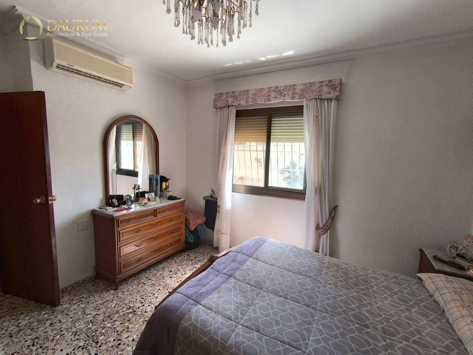 4 soveværelse Villa til salg i Busot med swimmingpool garage - € 370.000 (Ref: 9782199)