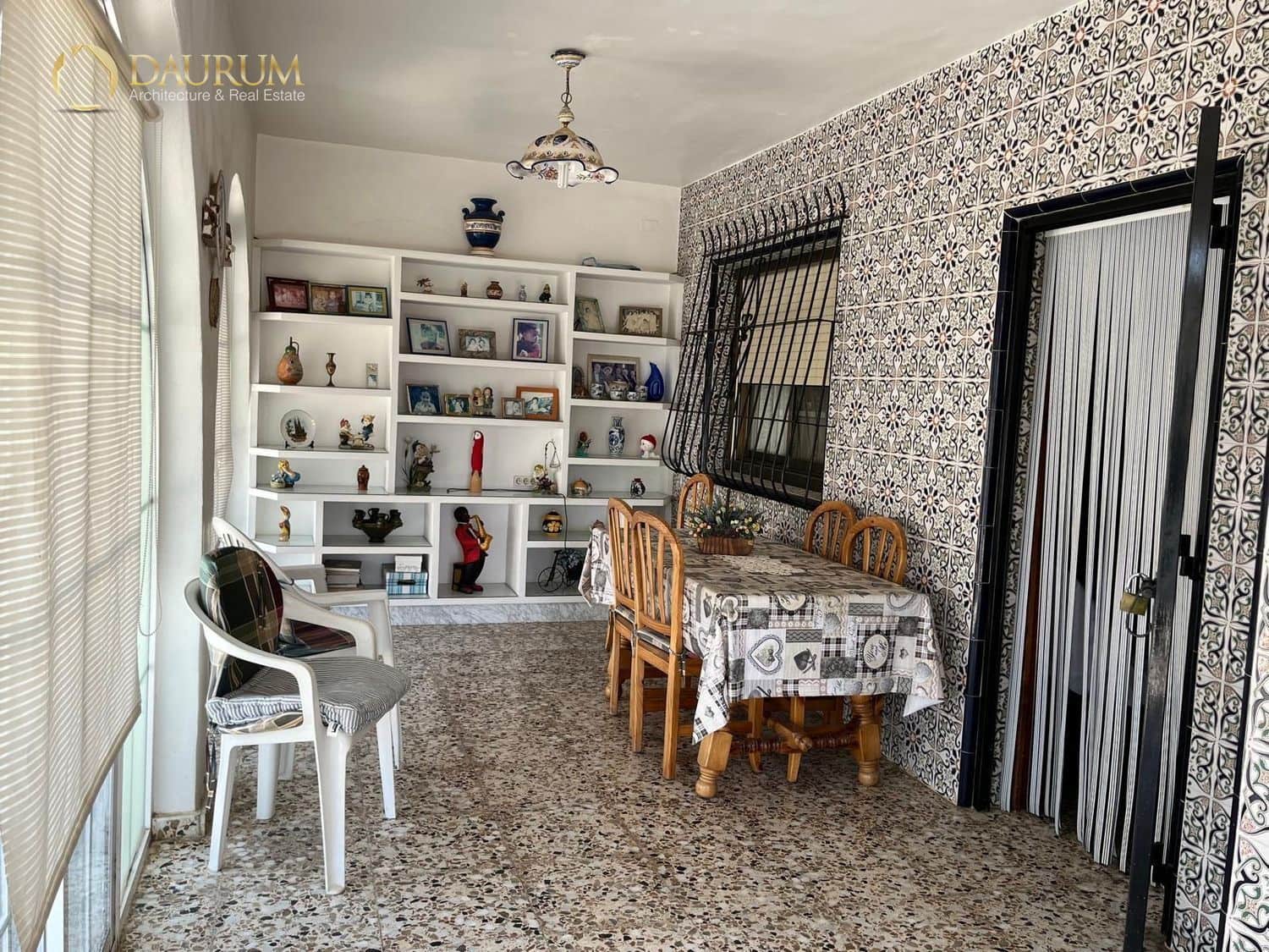 4 soveværelse Villa til salg i Busot med swimmingpool garage - € 370.000 (Ref: 9782199)