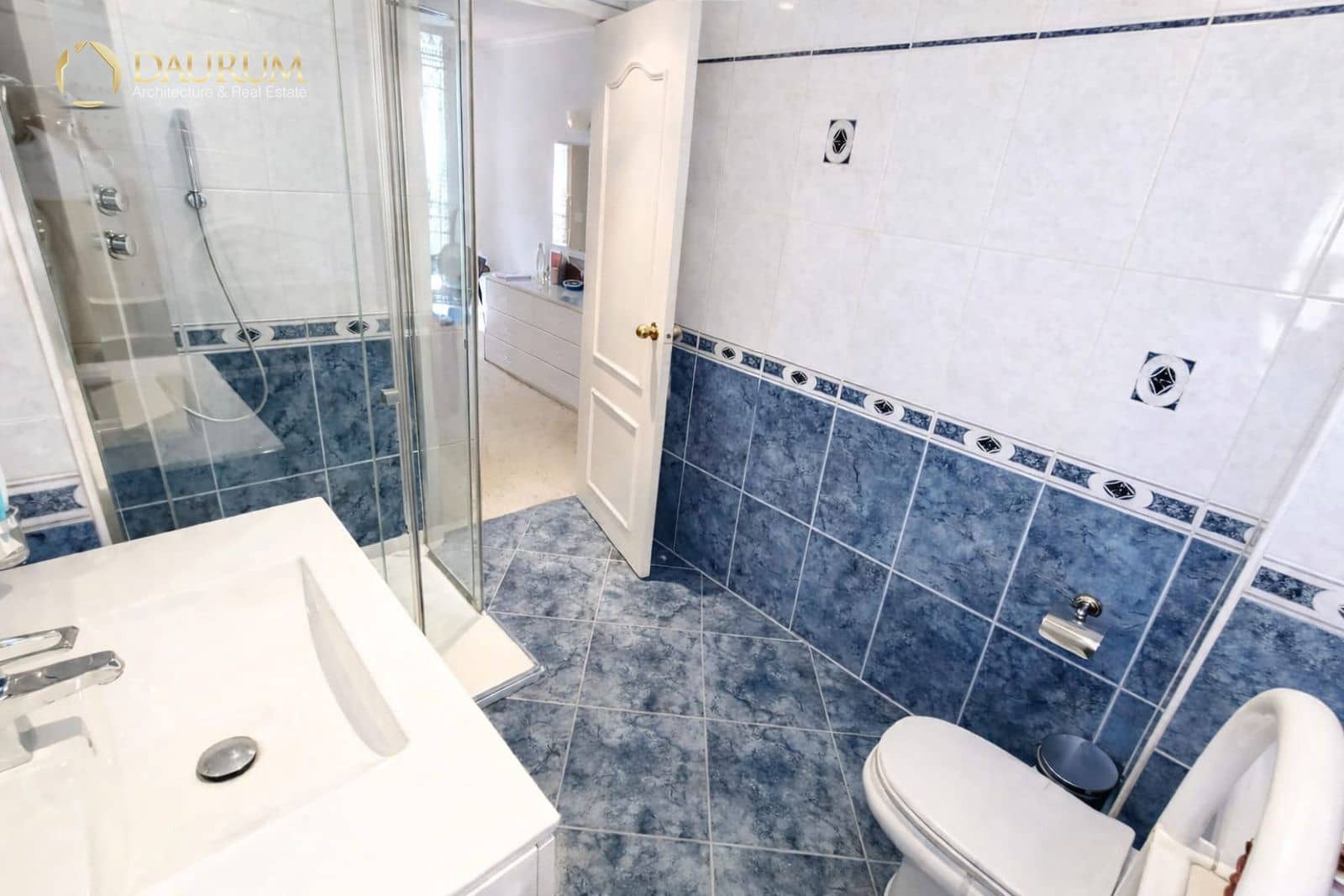 2 soverom Leilighet til salgs i Benidorm med svømmebasseng - € 500 000 (Ref: 9788864)