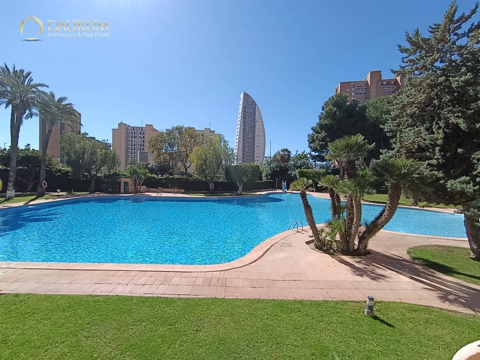 2 soverom Leilighet til salgs i Benidorm med svømmebasseng - € 500 000 (Ref: 9788864)