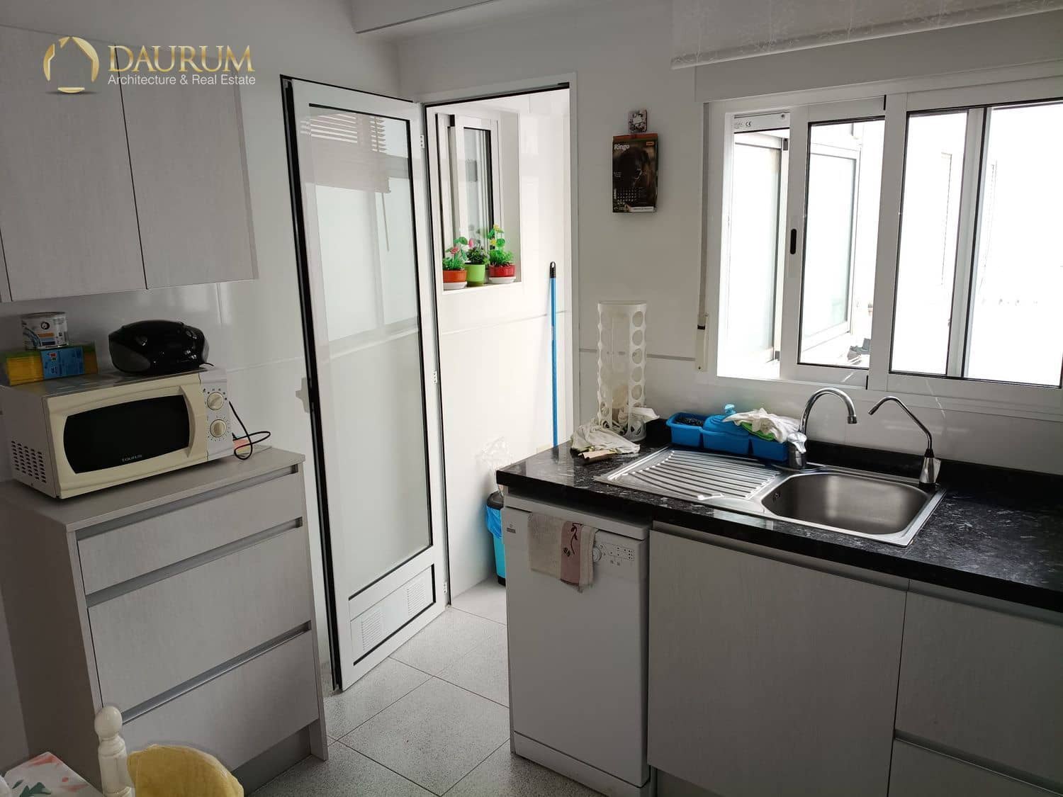 4 soverom Leilighet til salgs i Alicante by med garasje - € 299 995 (Ref: 9793747)