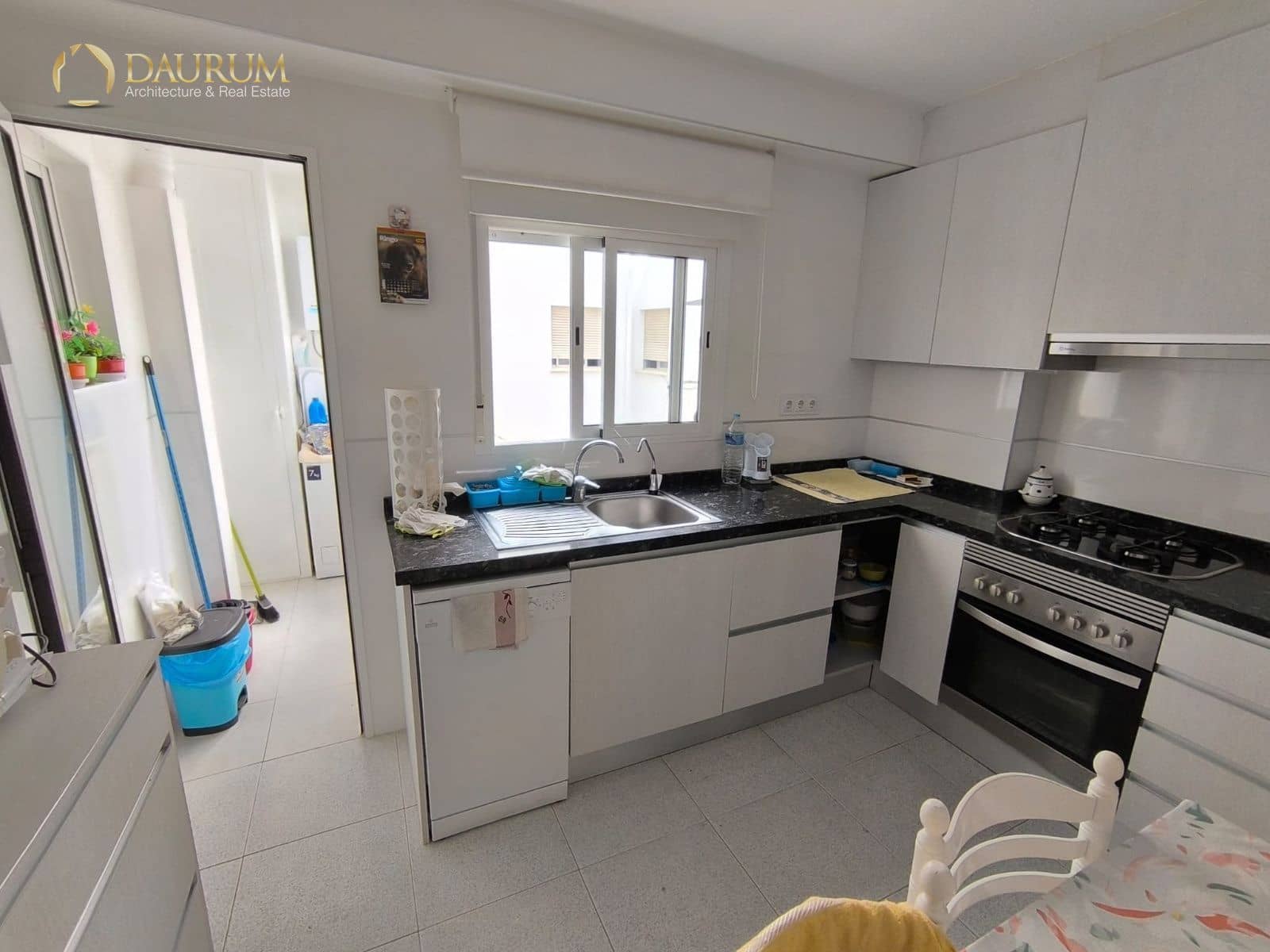 4 soverom Leilighet til salgs i Alicante by med garasje - € 299 995 (Ref: 9793747)