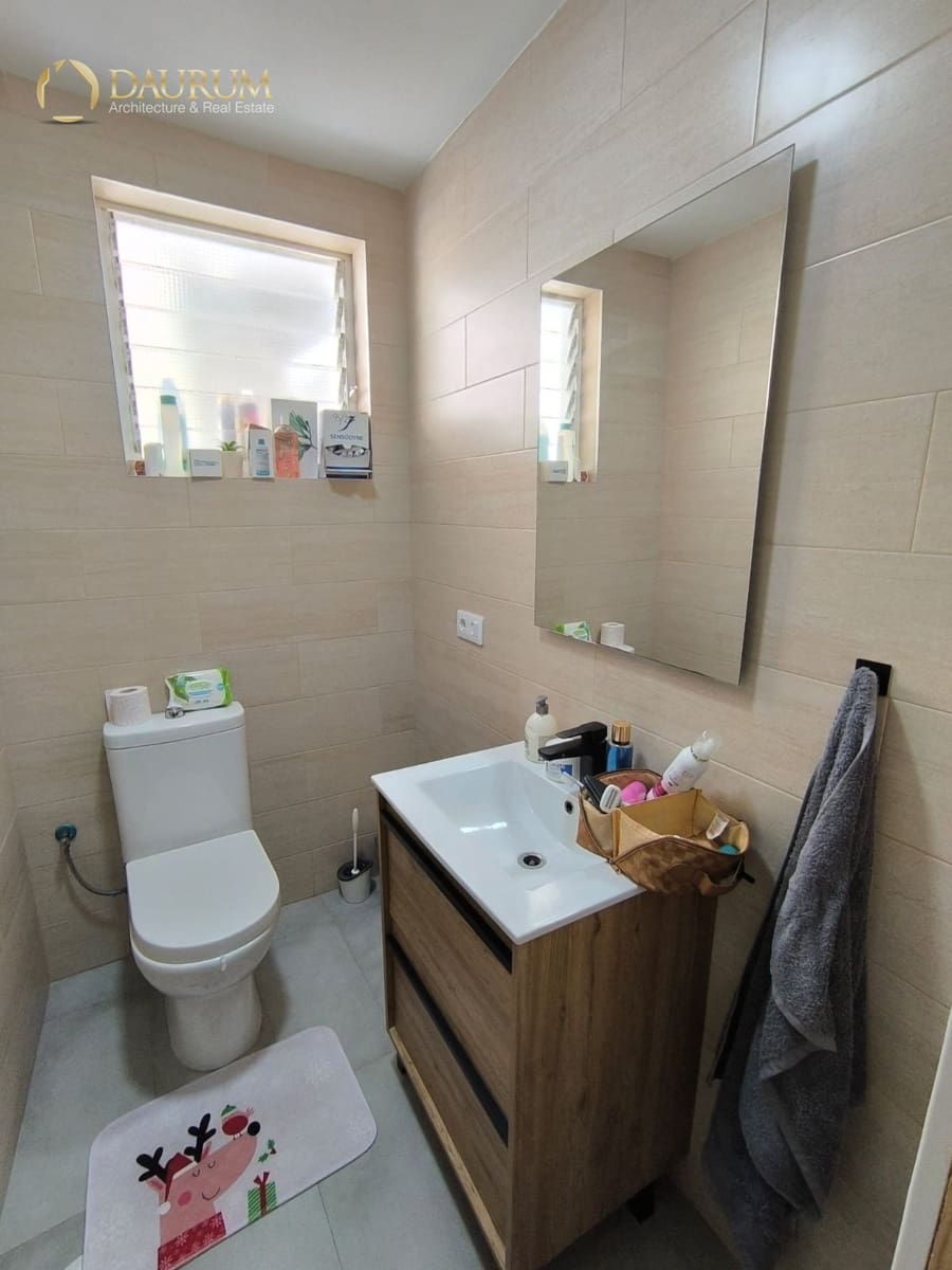 3 bedroom Flat for sale in Santa Pola with garage - € 174,000 (Ref: 9795413)