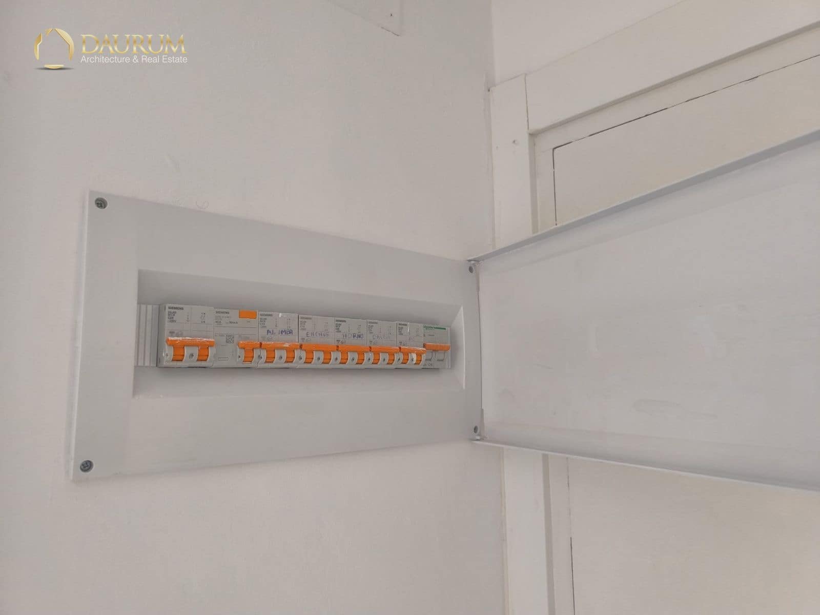 3 bedroom Flat for sale in Santa Pola with garage - € 174,000 (Ref: 9795413)