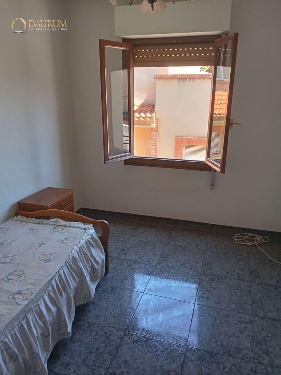 3 bedroom Flat for sale in Aspe - € 99,000 (Ref: 9802555)