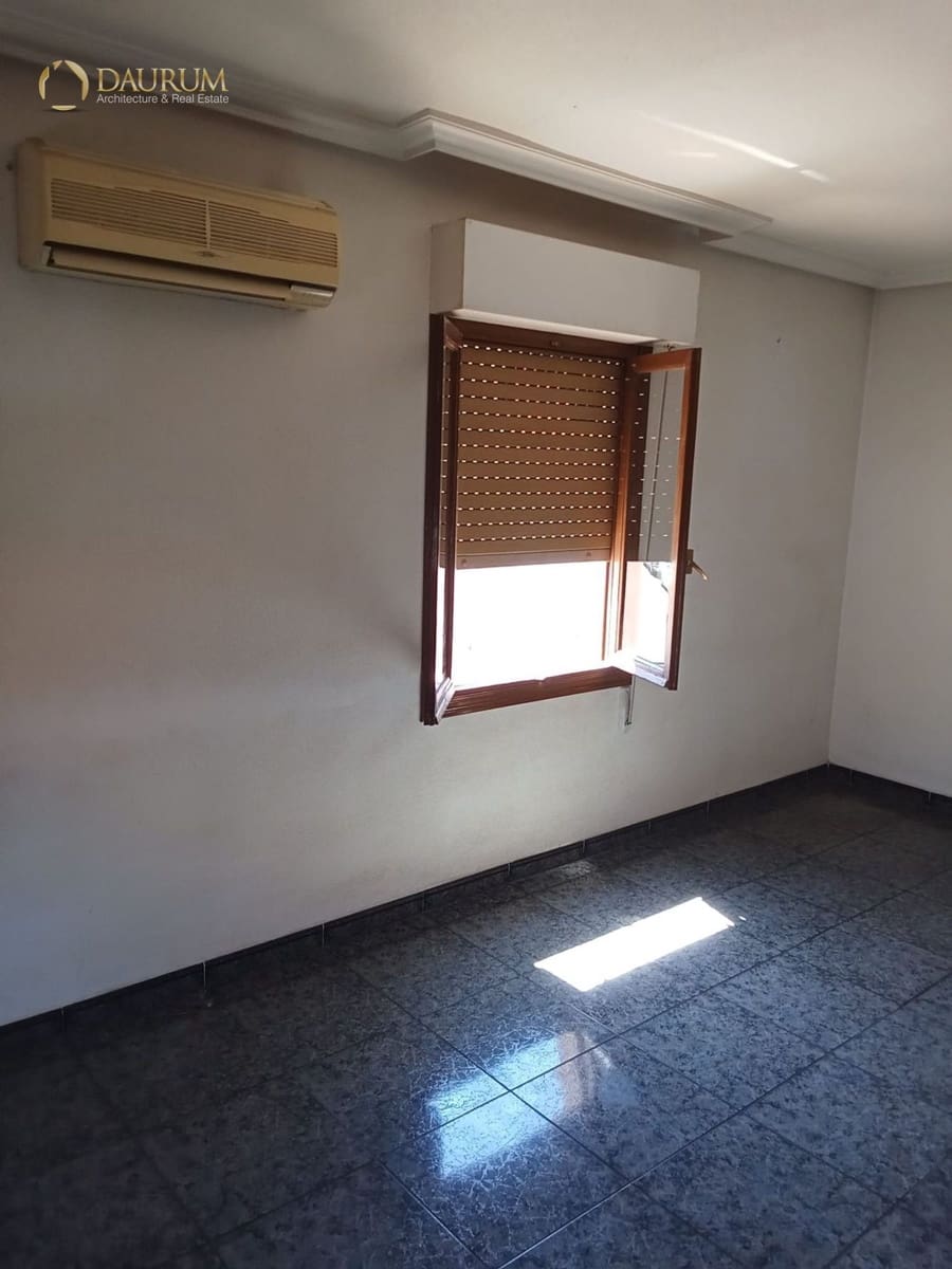 3 bedroom Flat for sale in Aspe - € 99,000 (Ref: 9802555)