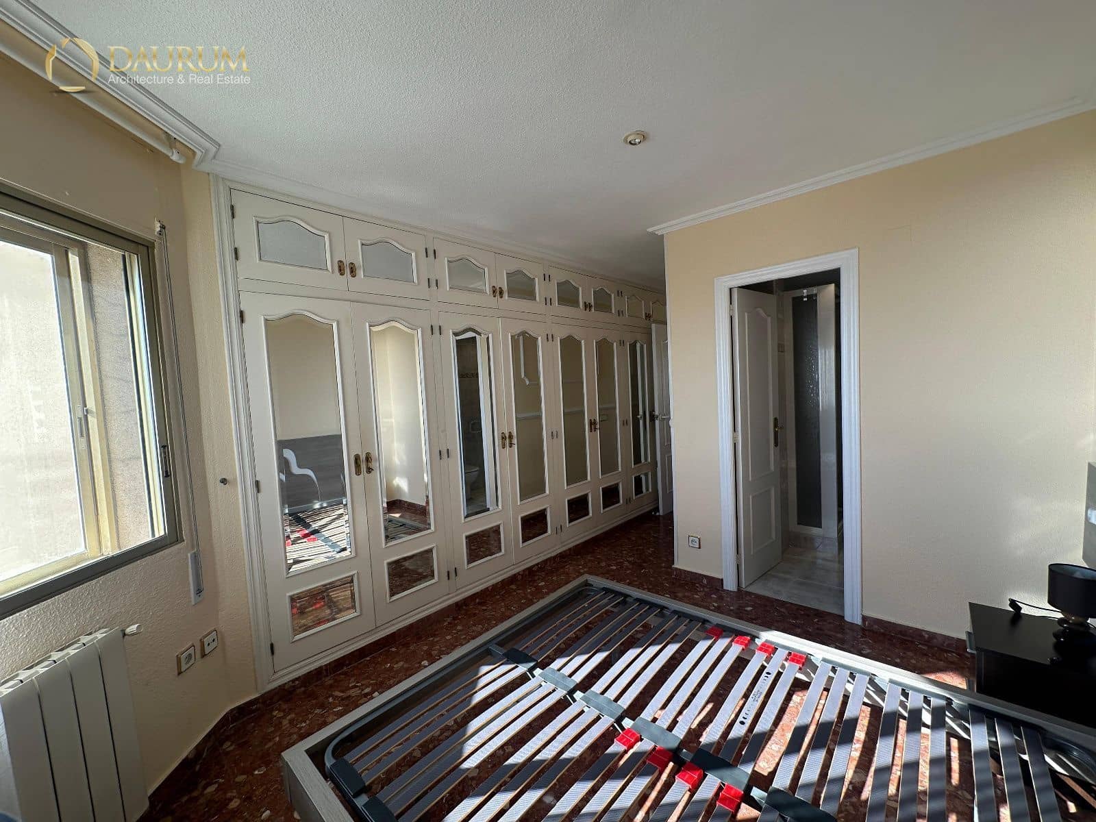 4 slaapkamer Flat te koop in Cabo de las Huertas met zwembad garage - € 550.000 (Ref: 9802742)