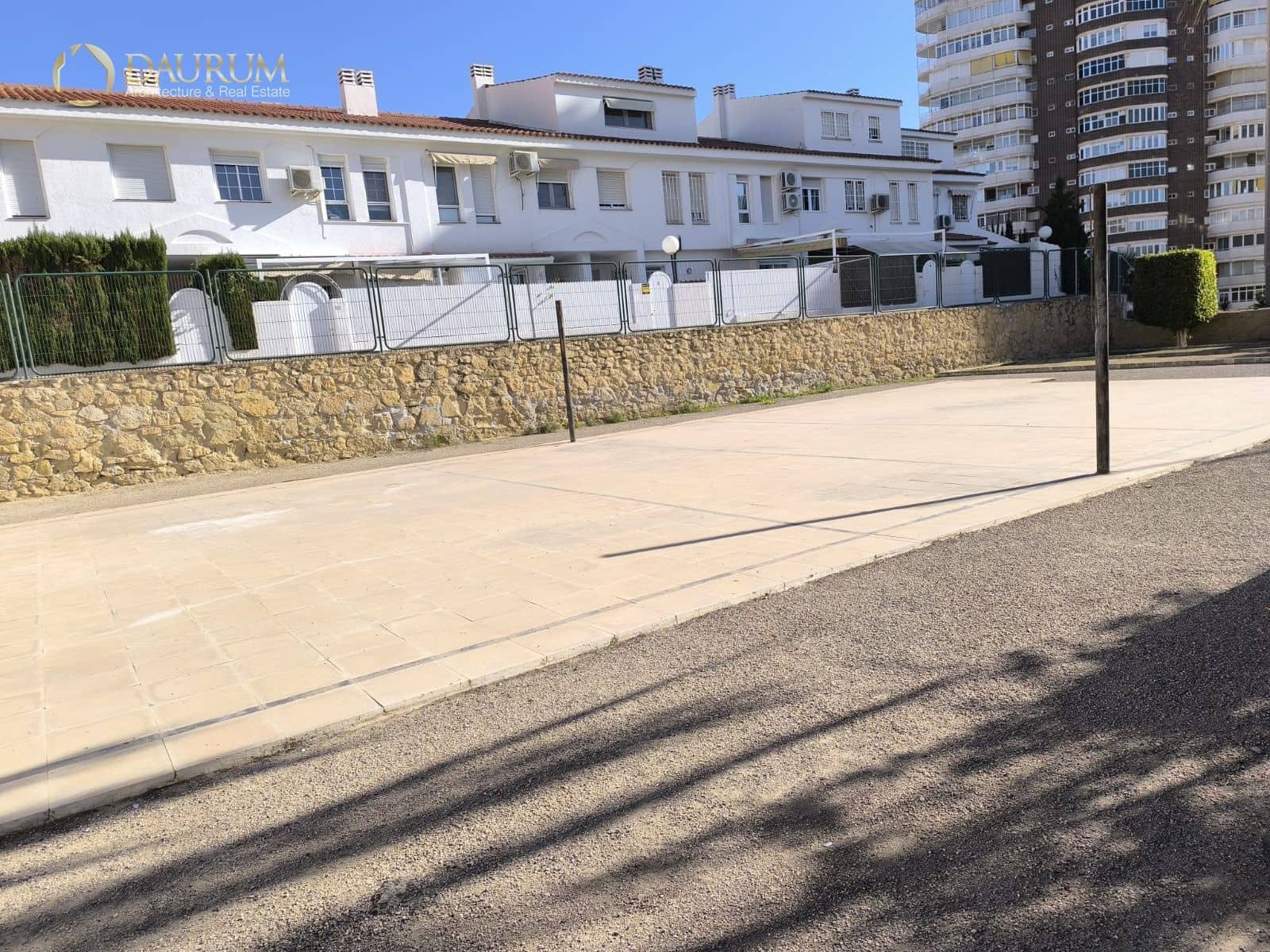 4 slaapkamer Flat te koop in Cabo de las Huertas met zwembad garage - € 550.000 (Ref: 9802742)