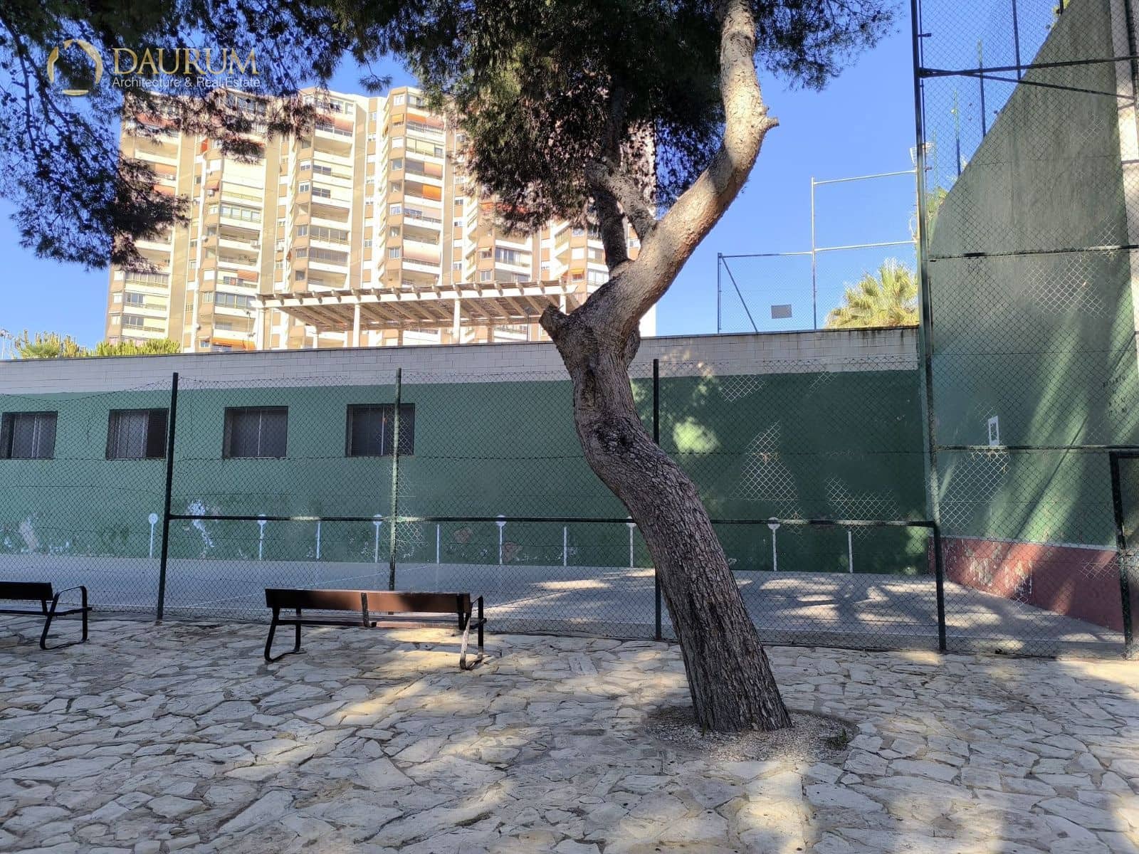 4 slaapkamer Flat te koop in Cabo de las Huertas met zwembad garage - € 550.000 (Ref: 9802742)