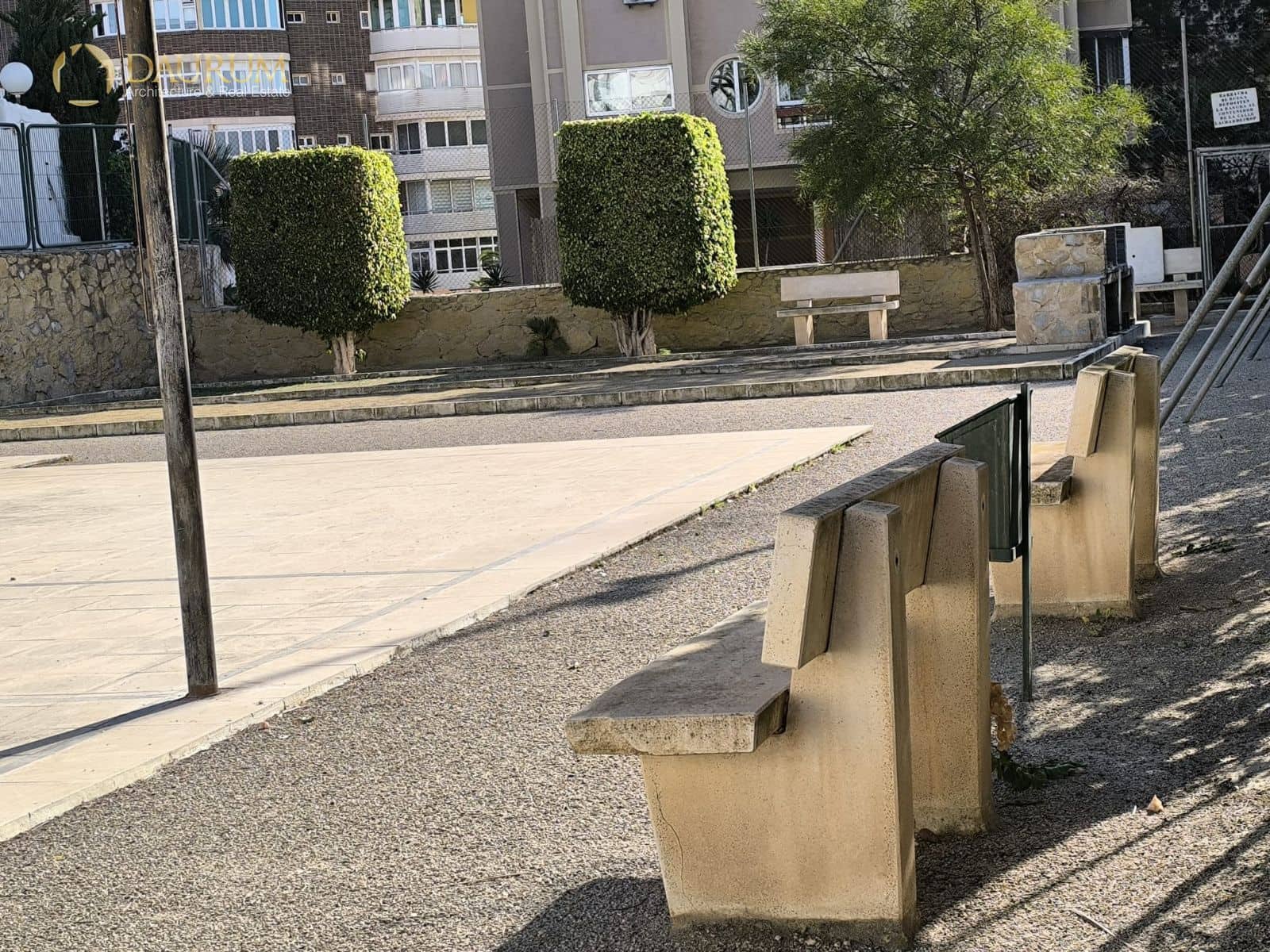 4 slaapkamer Flat te koop in Cabo de las Huertas met zwembad garage - € 550.000 (Ref: 9802742)