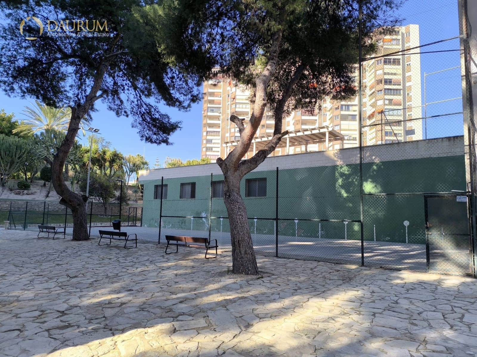 4 slaapkamer Flat te koop in Cabo de las Huertas met zwembad garage - € 550.000 (Ref: 9802742)