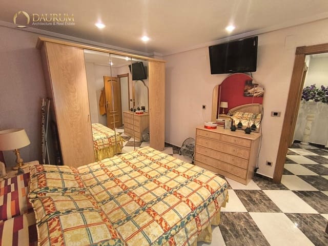 3 bedroom Flat for sale in Elche / Elx - € 179,900 (Ref: 9802743)