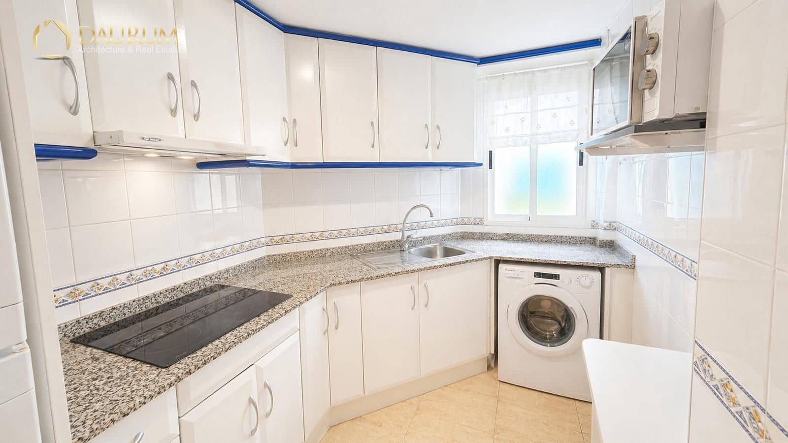 Piso de 2 habitaciones en Guardamar del Segura en venta con piscina garaje - 149.000 € (Ref: 9805337)