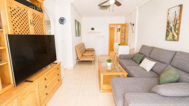 Piso de 2 habitaciones en Guardamar del Segura en venta con piscina garaje - 149.000 € (Ref: 9805337)