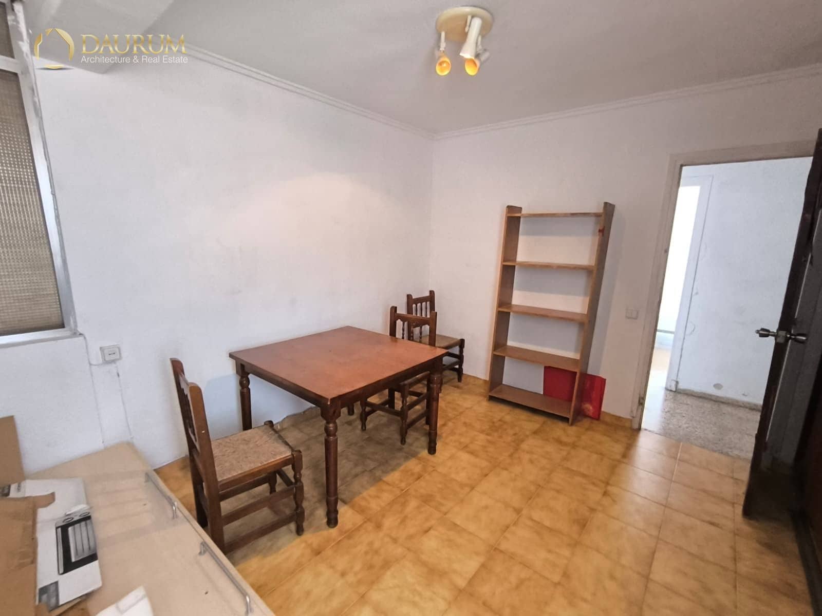 3 slaapkamer Flat te koop in Alicante stad met garage - € 130.000 (Ref: 9809668)