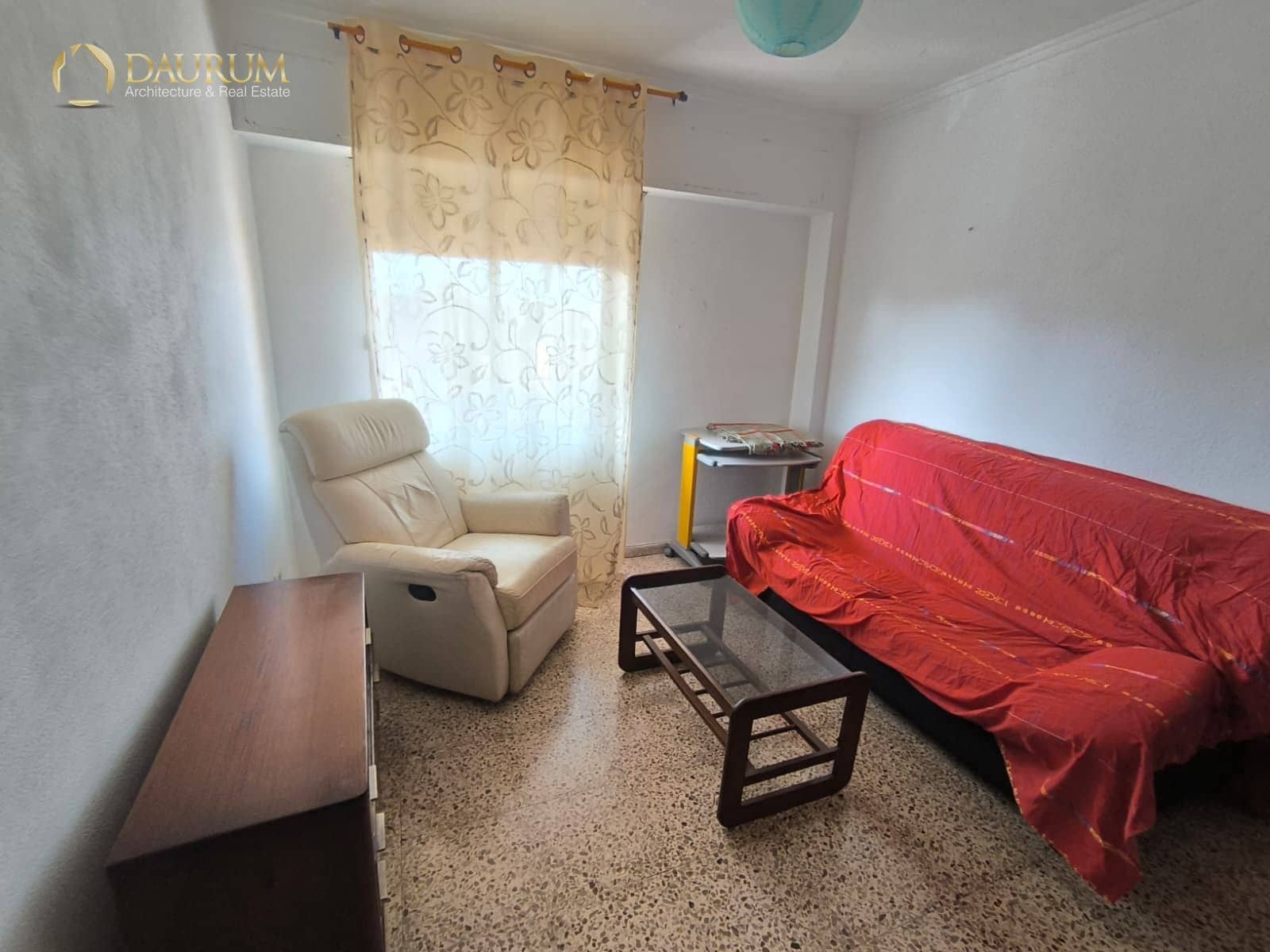 3 slaapkamer Flat te koop in Alicante stad met garage - € 130.000 (Ref: 9809668)