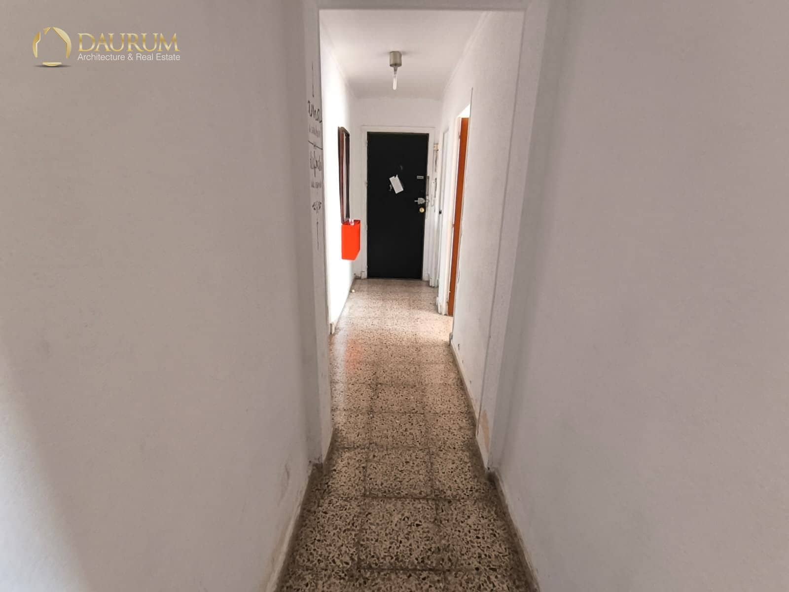 3 slaapkamer Flat te koop in Alicante stad met garage - € 130.000 (Ref: 9809668)