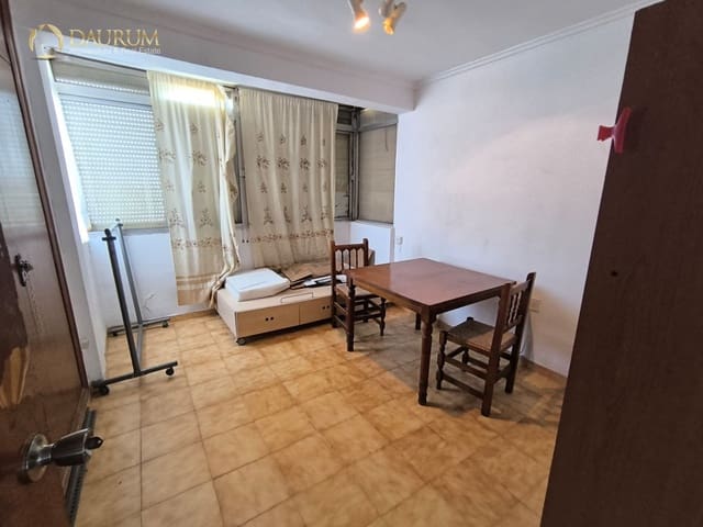 3 slaapkamer Flat te koop in Alicante stad met garage - € 130.000 (Ref: 9809668)