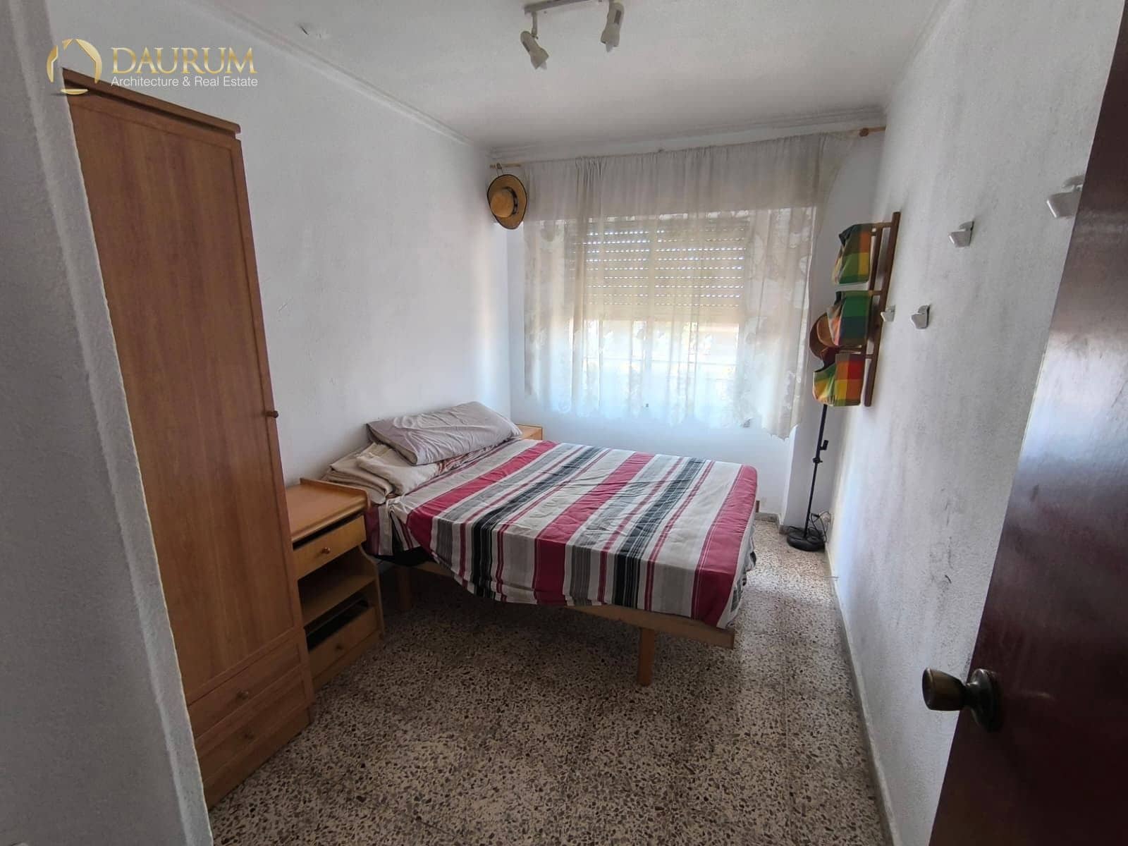 3 slaapkamer Flat te koop in Alicante stad met garage - € 130.000 (Ref: 9809668)