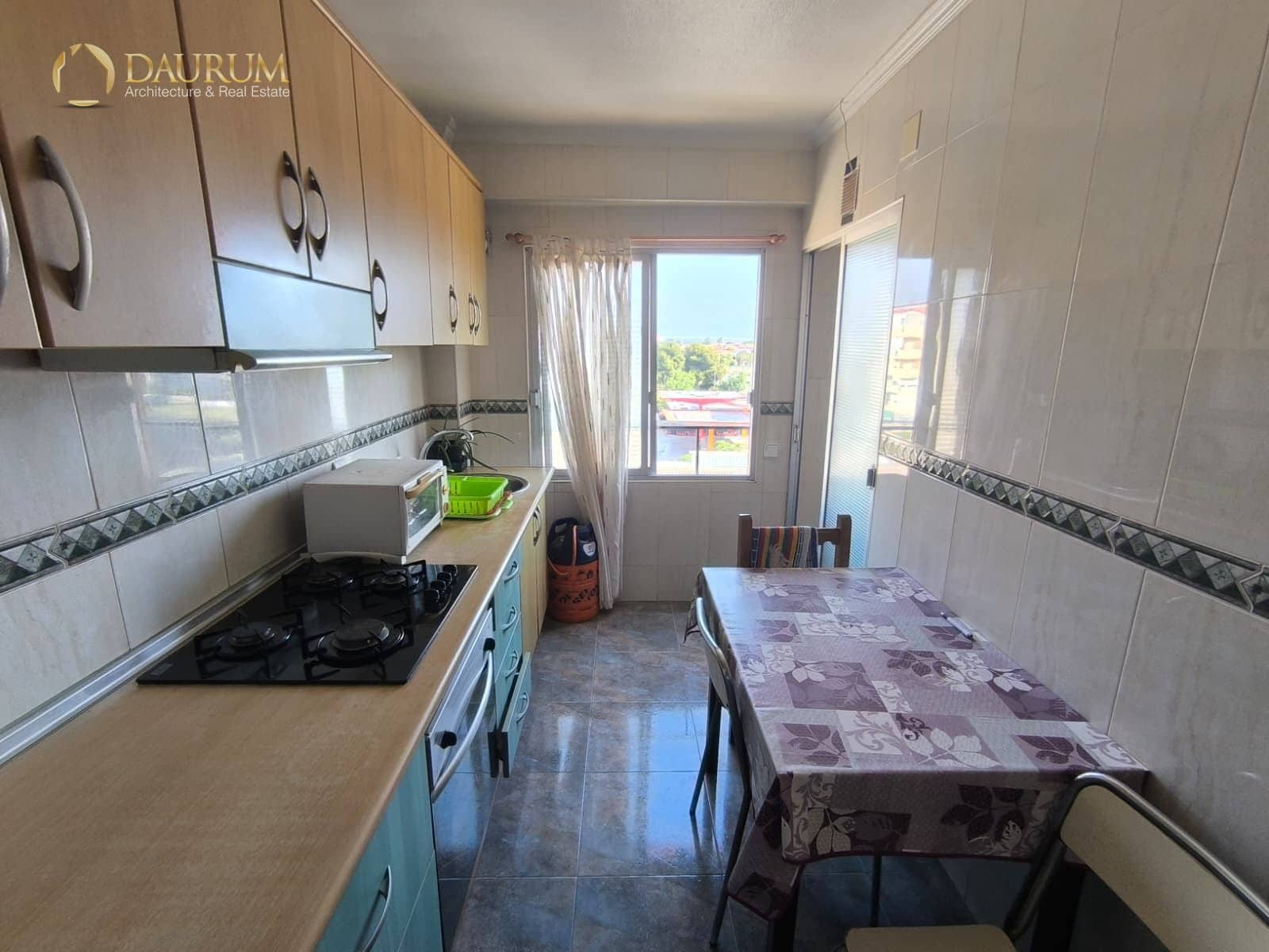 3 slaapkamer Flat te koop in Alicante stad met garage - € 130.000 (Ref: 9809668)