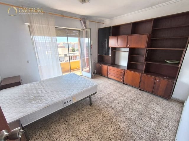 3 slaapkamer Flat te koop in Alicante stad met garage - € 130.000 (Ref: 9809668)