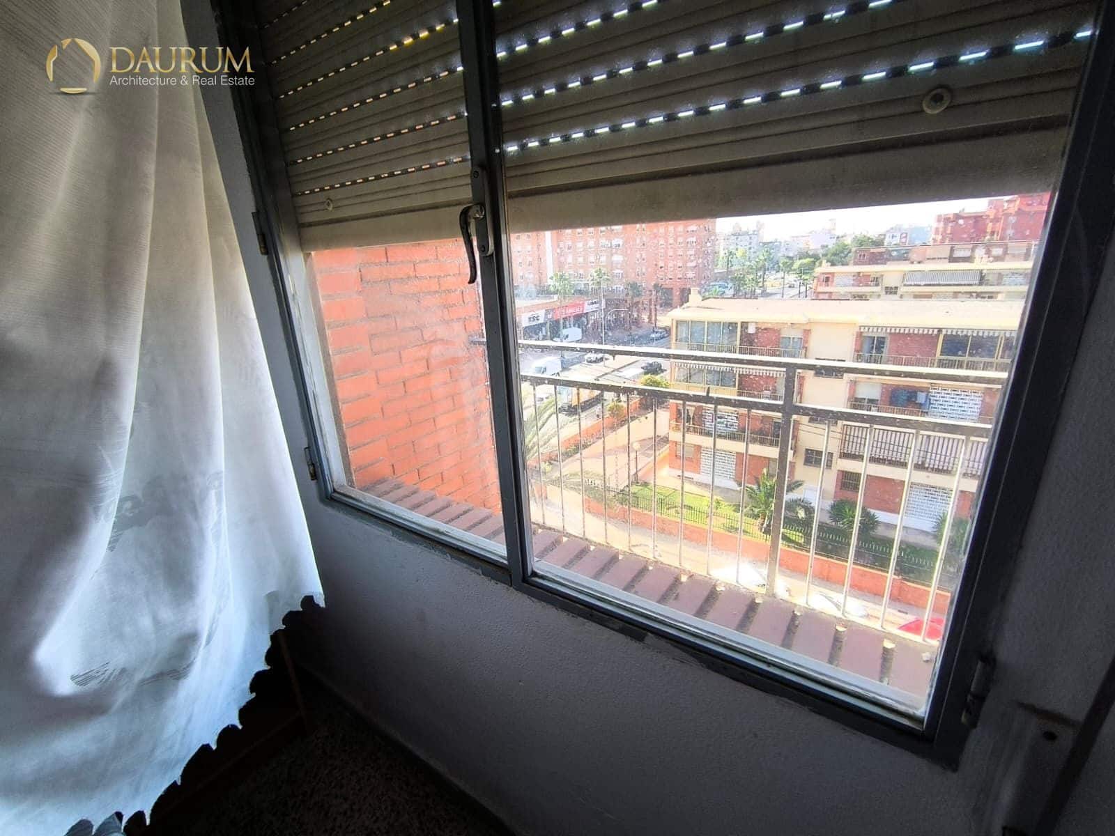 3 slaapkamer Flat te koop in Alicante stad met garage - € 130.000 (Ref: 9809668)