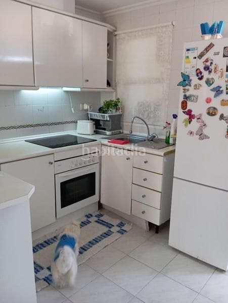 2 bedroom Flat for sale in Arenales del Sol with pool - € 215,000 (Ref: 9814656)