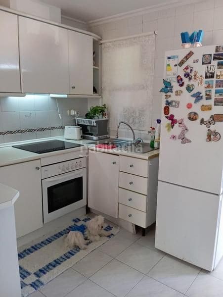 2 bedroom Flat for sale in Arenales del Sol with pool - € 215,000 (Ref: 9814656)