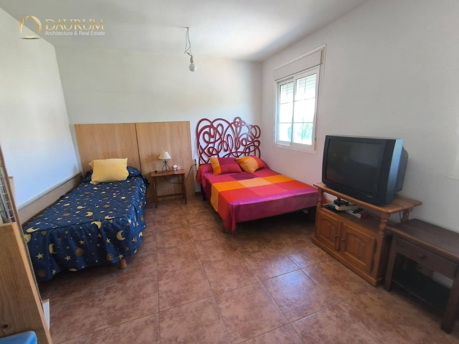4 bedroom Villa for sale in Aguas de Busot / Aigues with garage - € 250,000 (Ref: 9814844)