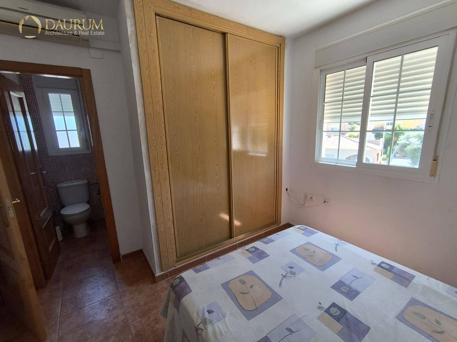 4 bedroom Villa for sale in Aguas de Busot / Aigues with garage - € 250,000 (Ref: 9814844)