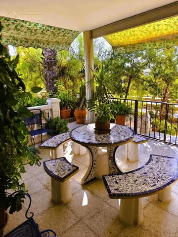 4 soveværelse Villa til salg i Peña de las Águilas, Elche / Elx med swimmingpool garage - € 389.000 (Ref: 9816466)