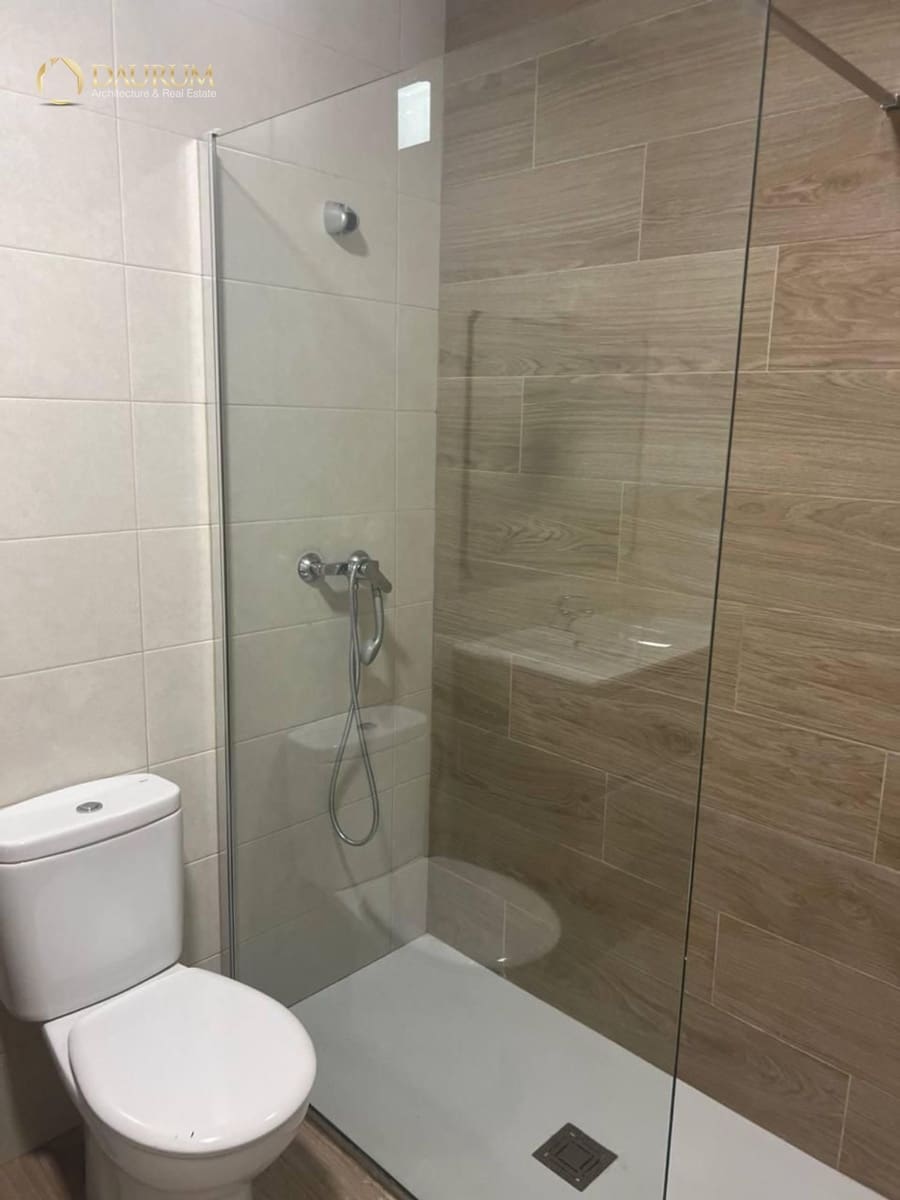 2 quarto Apartamento para venda em Elche / Elx - 130 000 € (Ref: 9816467)