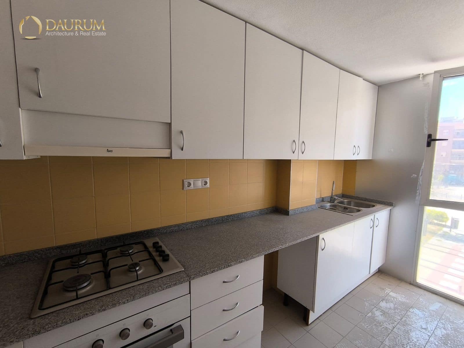 4 camera da letto Appartamento in vendita in Alicante citta con garage - 277.017 € (Rif: 9819089)