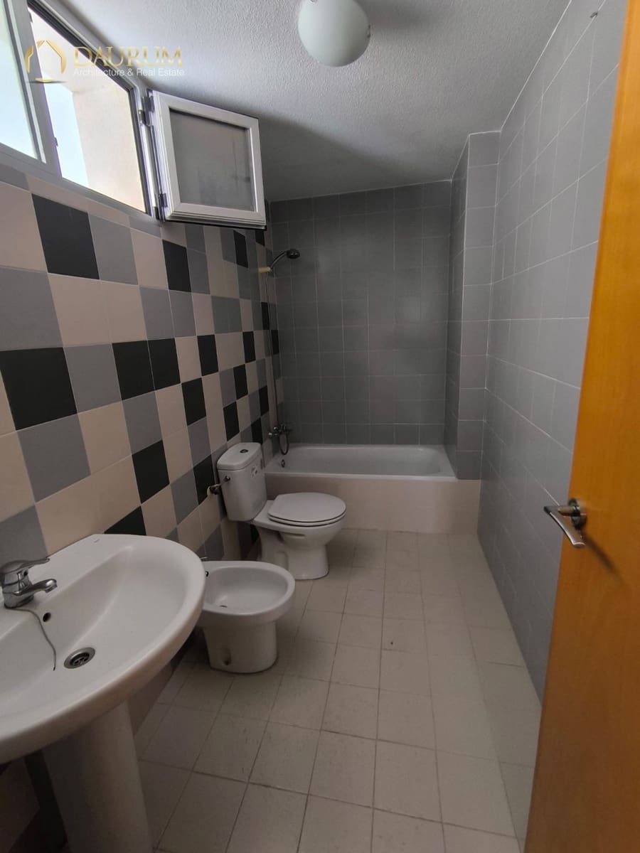 4 camera da letto Appartamento in vendita in Alicante citta con garage - 277.017 € (Rif: 9819089)
