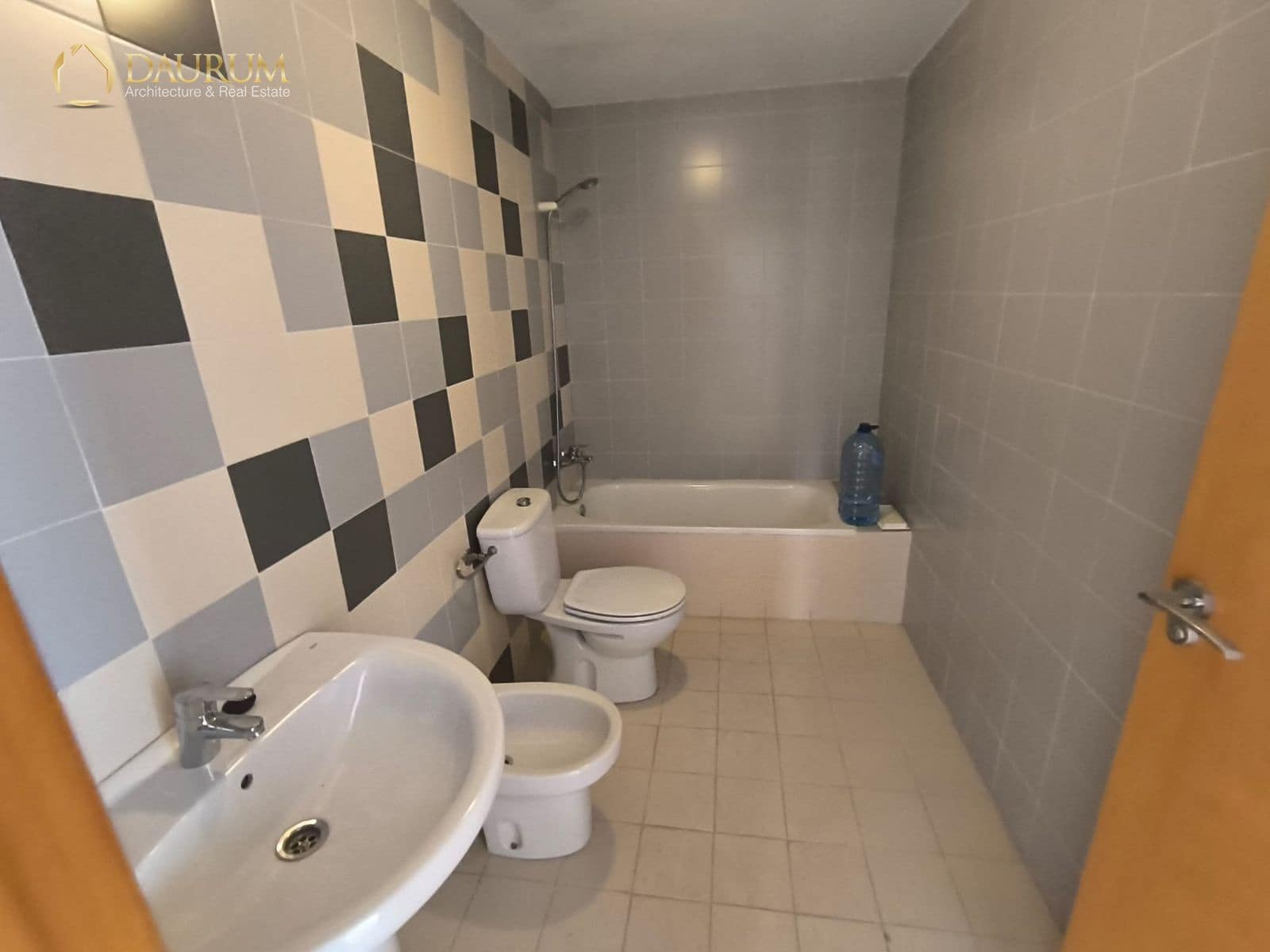 4 camera da letto Appartamento in vendita in Alicante citta con garage - 277.017 € (Rif: 9819089)
