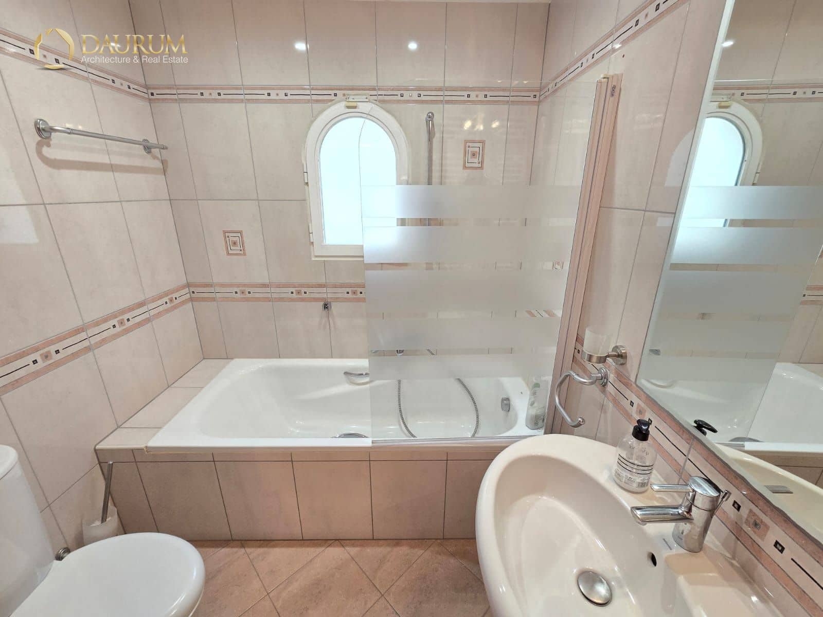 5 chambre Villa/Maison à vendre à Calpe / Calp avec piscine garage - 990 000 € (Ref: 9823970)
