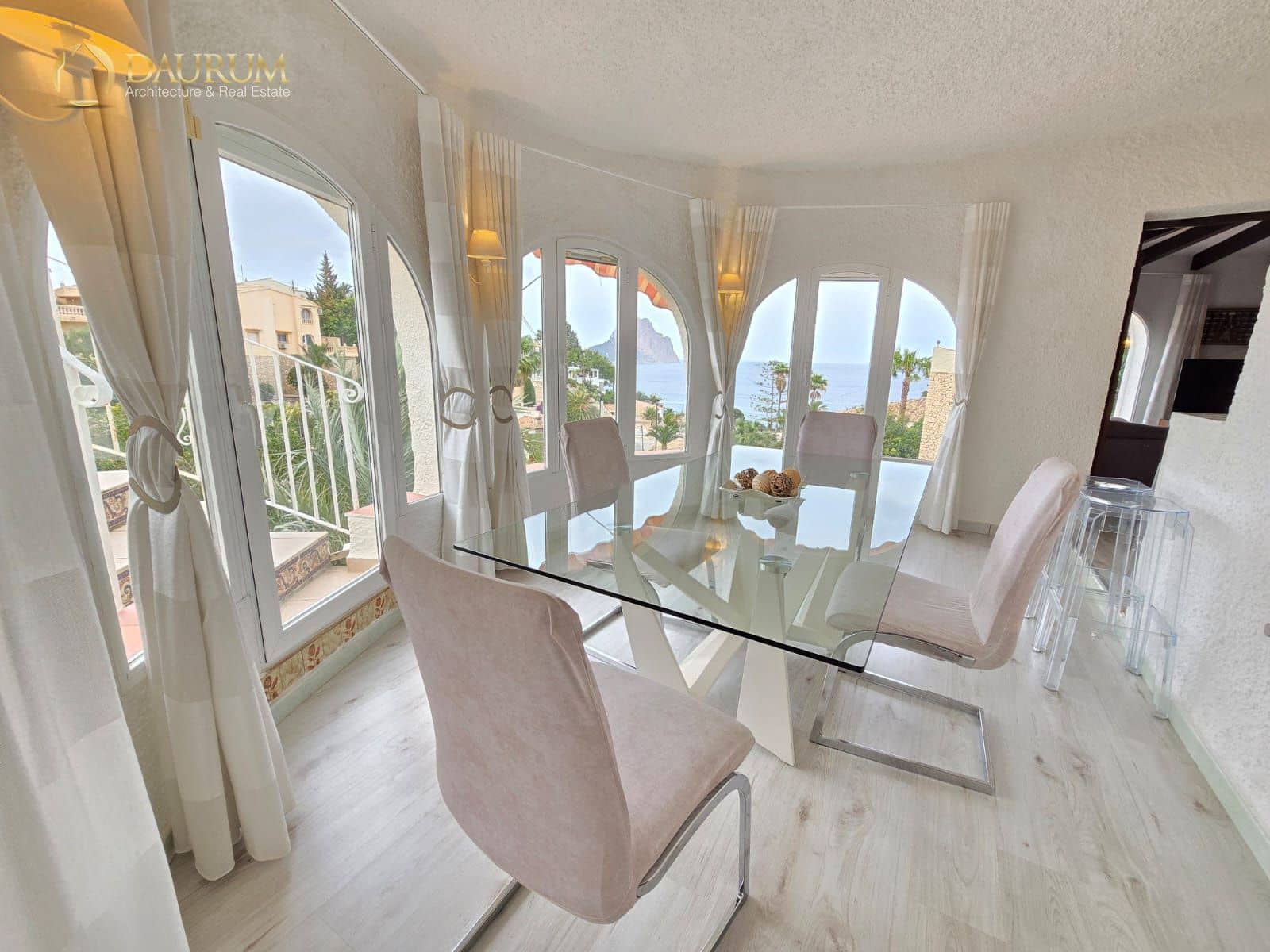 5 chambre Villa/Maison à vendre à Calpe / Calp avec piscine garage - 990 000 € (Ref: 9823970)