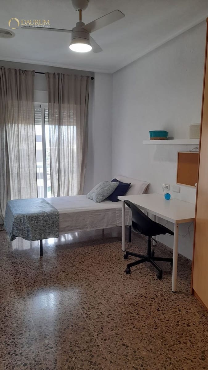 3 soveværelse Lejlighed til salg i Elche / Elx med garage - € 215.000 (Ref: 9829961)