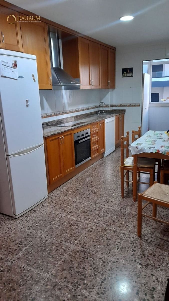 3 soveværelse Lejlighed til salg i Elche / Elx med garage - € 215.000 (Ref: 9829961)