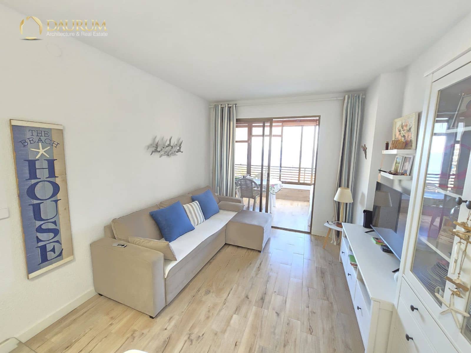 1 bedroom Flat for sale in Benidorm with pool garage - € 365,000 (Ref: 9829962)