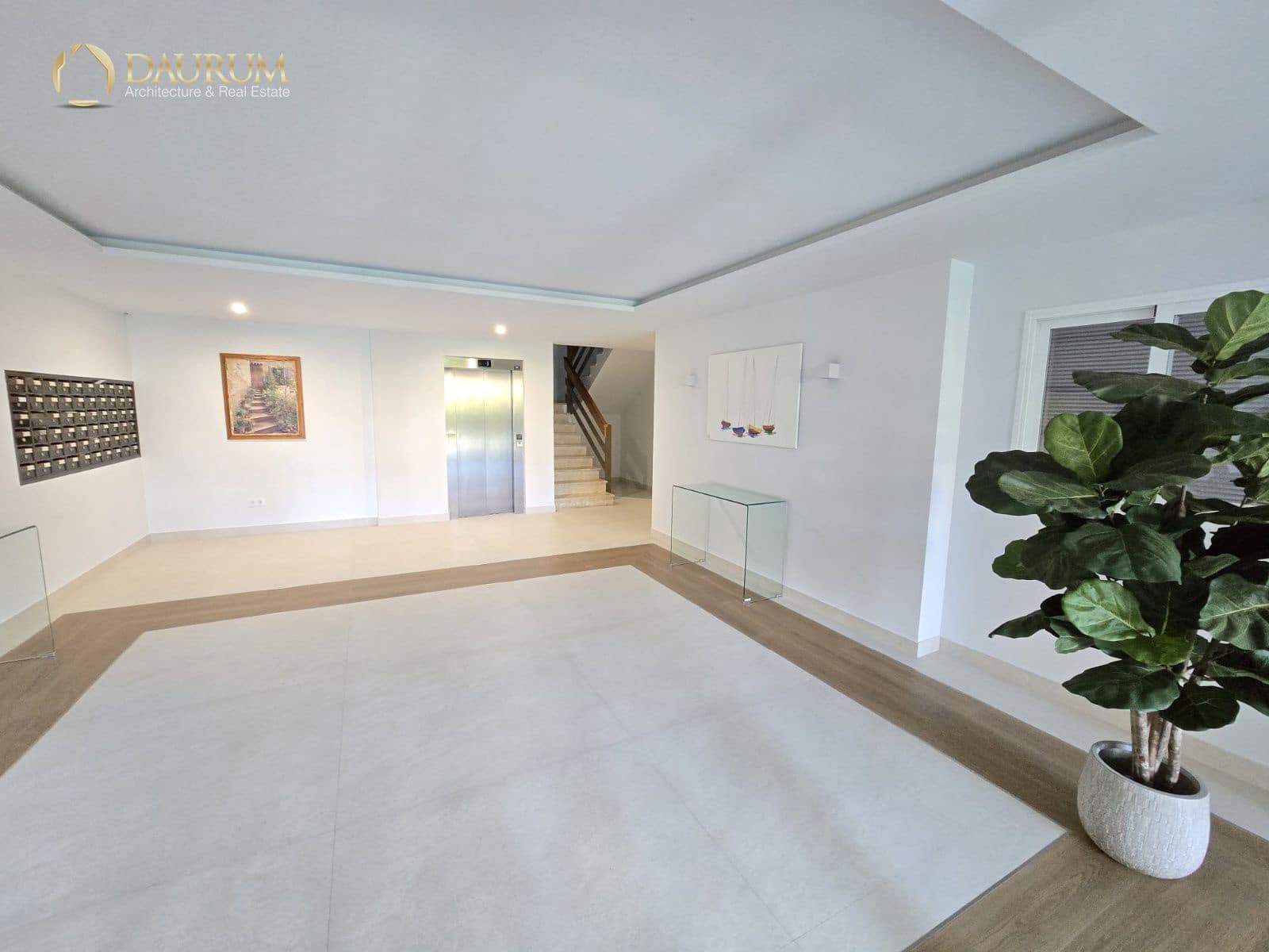 1 bedroom Flat for sale in Benidorm with pool garage - € 365,000 (Ref: 9829962)