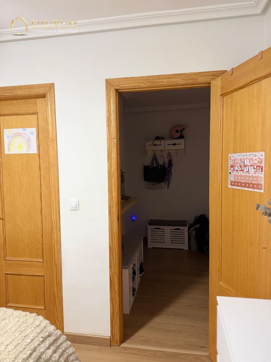 3 bedroom Flat for sale in San Vicente / Sant Vicent del Raspeig with garage - € 270,000 (Ref: 9838711)