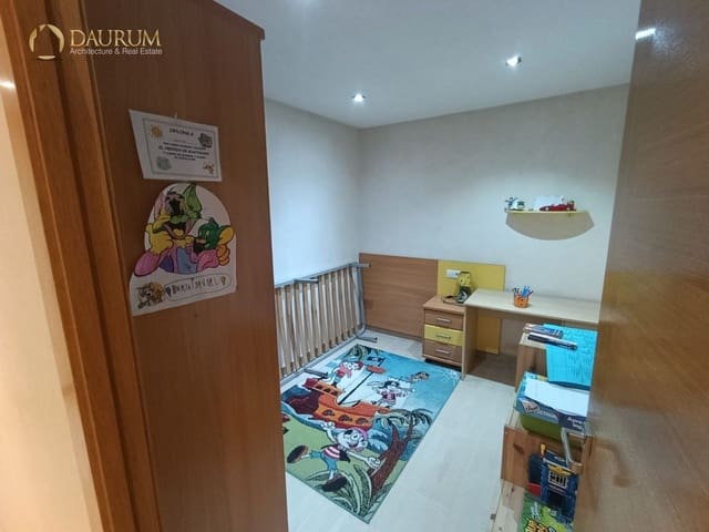 3 soveværelse Lejlighed til salg i Centro, Elche / Elx - € 179.000 (Ref: 9841506)