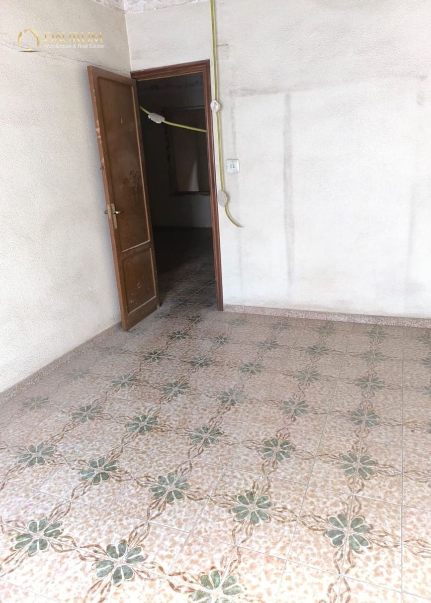 4 sovrum Villa till salu i Elche / Elx - 156 500 € (Ref: 9841507)
