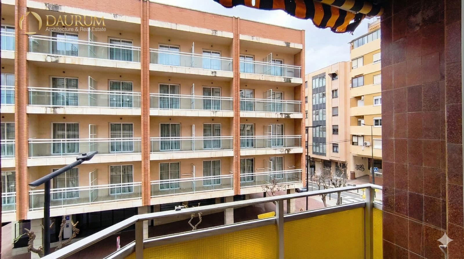 3 bedroom Flat for sale in Benidorm - € 195,000 (Ref: 9844443)