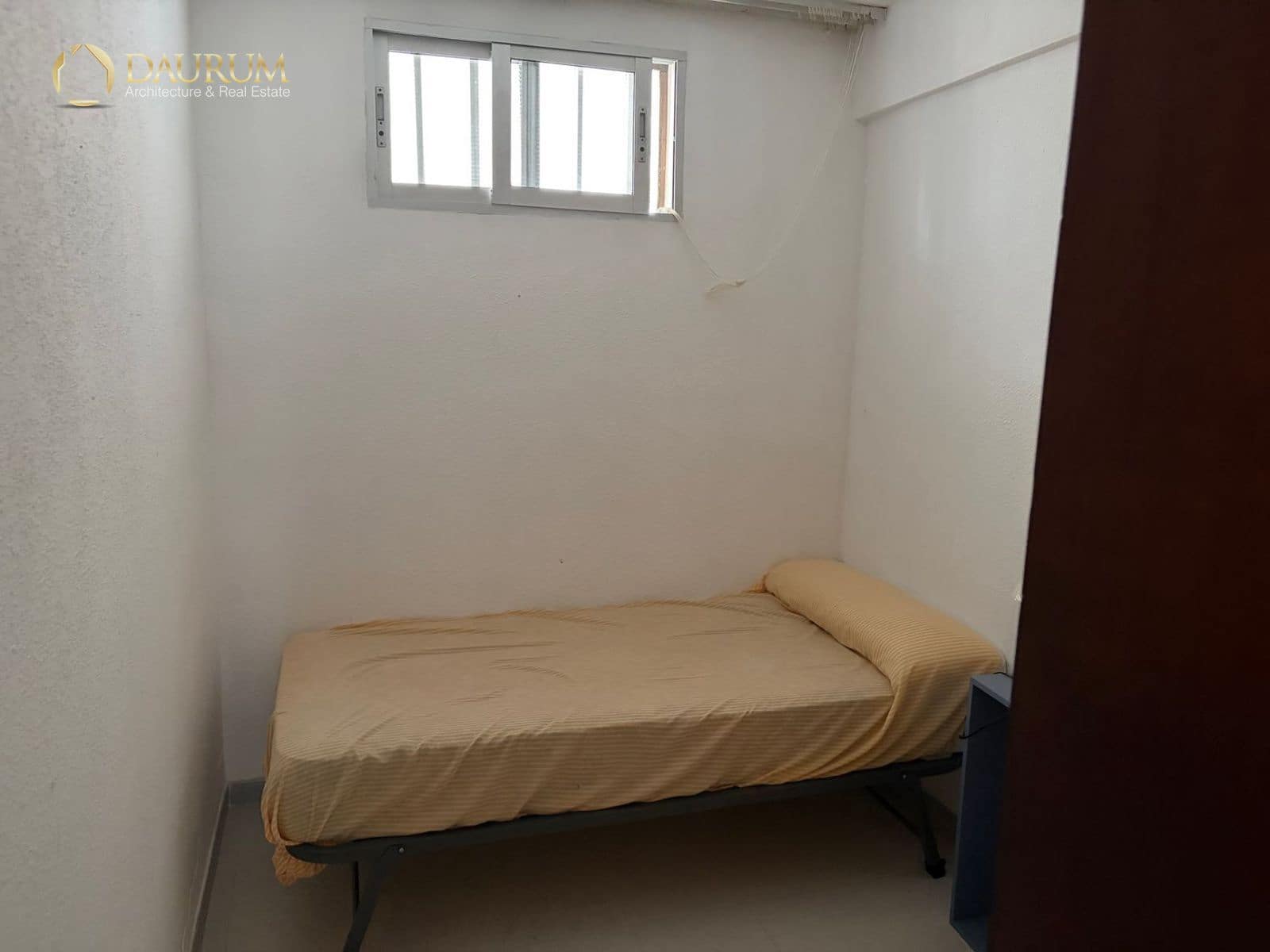3 bedroom Flat for sale in Benidorm with pool garage - € 180,000 (Ref: 9844444)