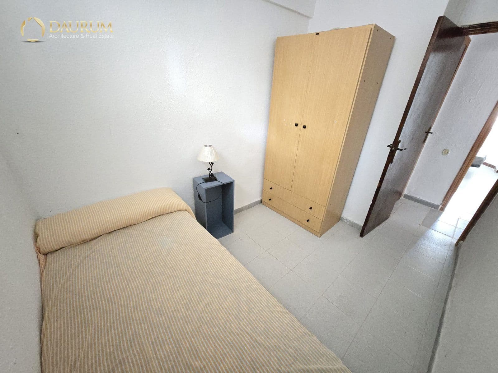 3 bedroom Flat for sale in Benidorm with pool garage - € 180,000 (Ref: 9844444)