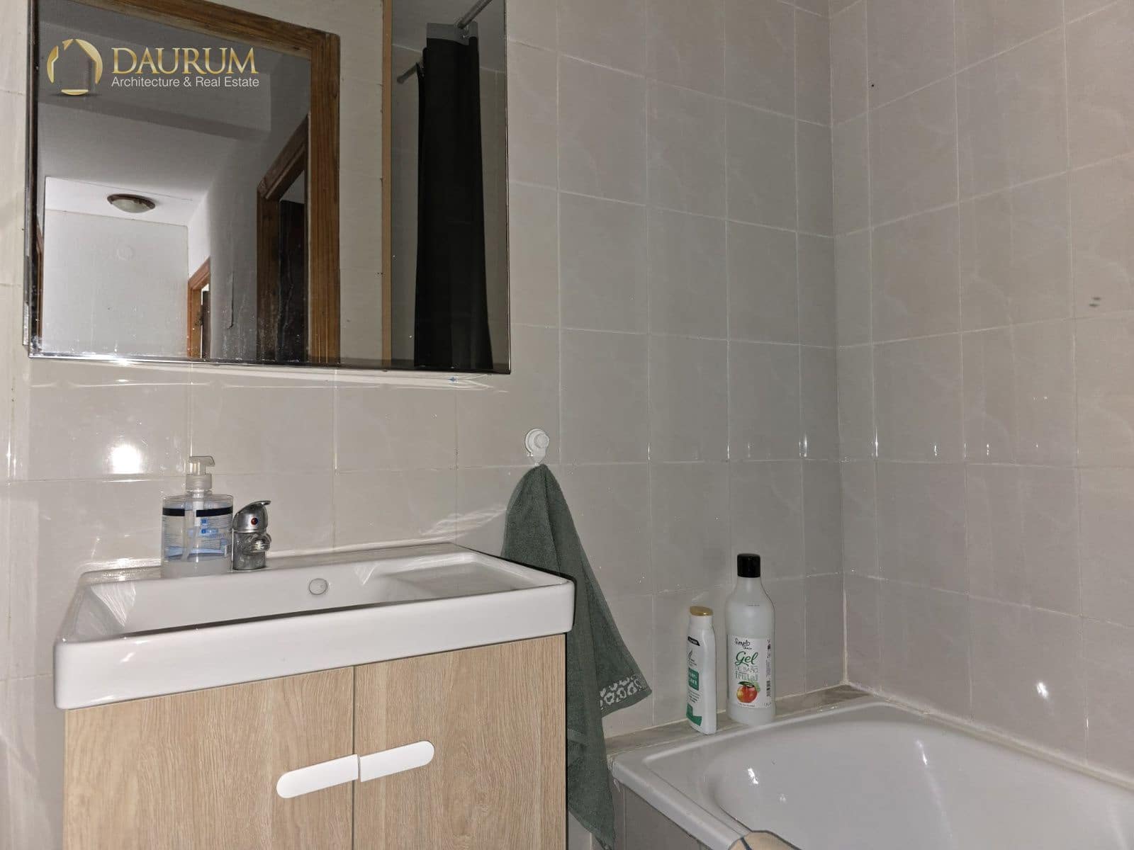3 bedroom Flat for sale in Benidorm with pool garage - € 180,000 (Ref: 9844444)